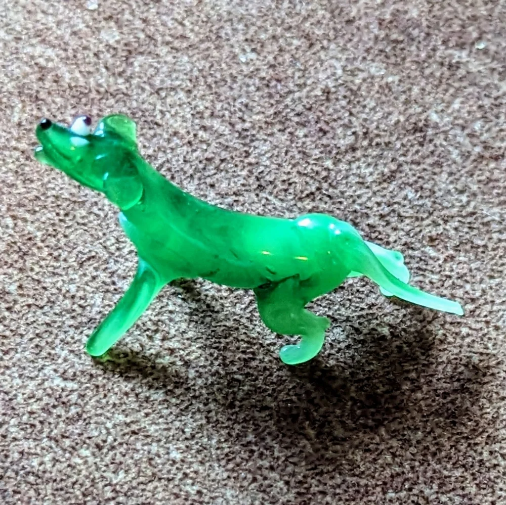 Glass Dog & Fire Hydrant With Little Green Dog - Picture 13 of 15